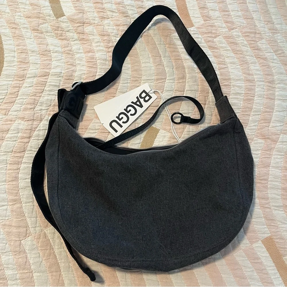 Baggu Medium Crescent - Grey Denim - Picture 1 of 3